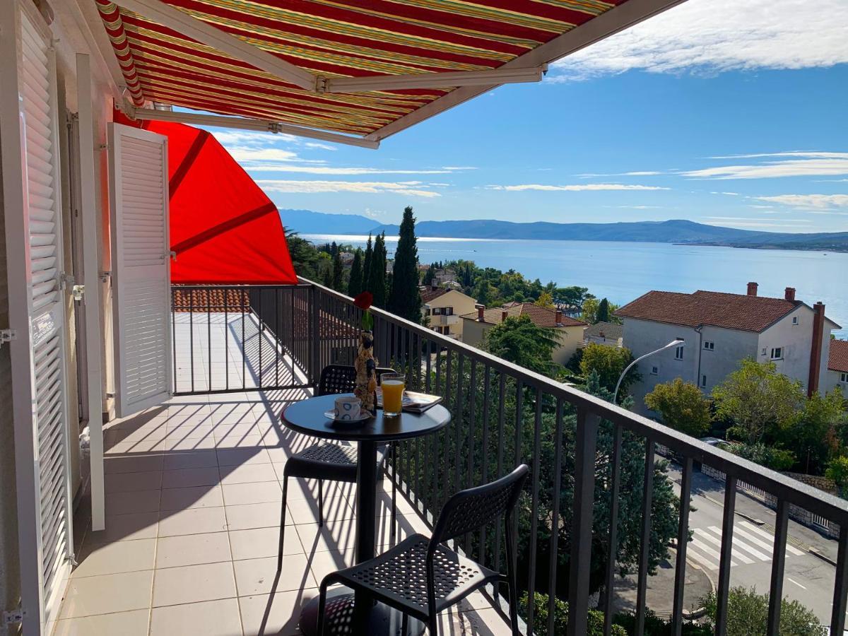 Apartments Julija Crikvenica Exterior foto